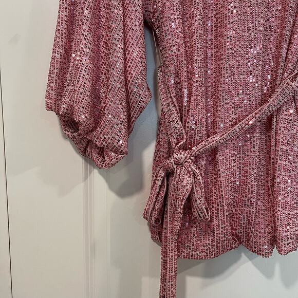 Judith March‎ Women's Wide Sleeve Pink Sequin Tunic with Tie Size Medium - Picture 2 of 8